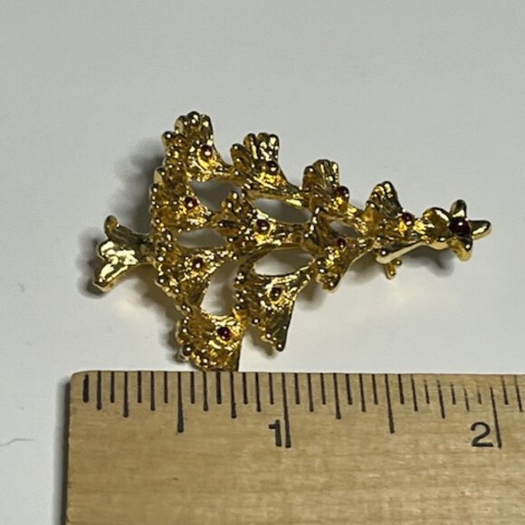 VTG Gold Tone Christmas Tree Red Painted Ornaments Holiday Festive Brooch Pin 2" - Picture 13 of 14